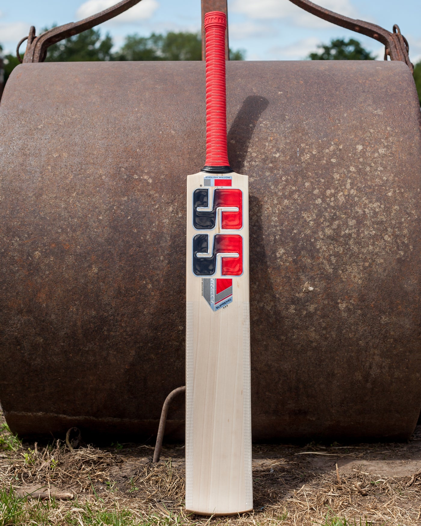 SS Supremo Cricket Bat