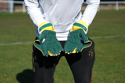 Kookaburra Kahuna Pro 500 Wicket Keeping Gloves